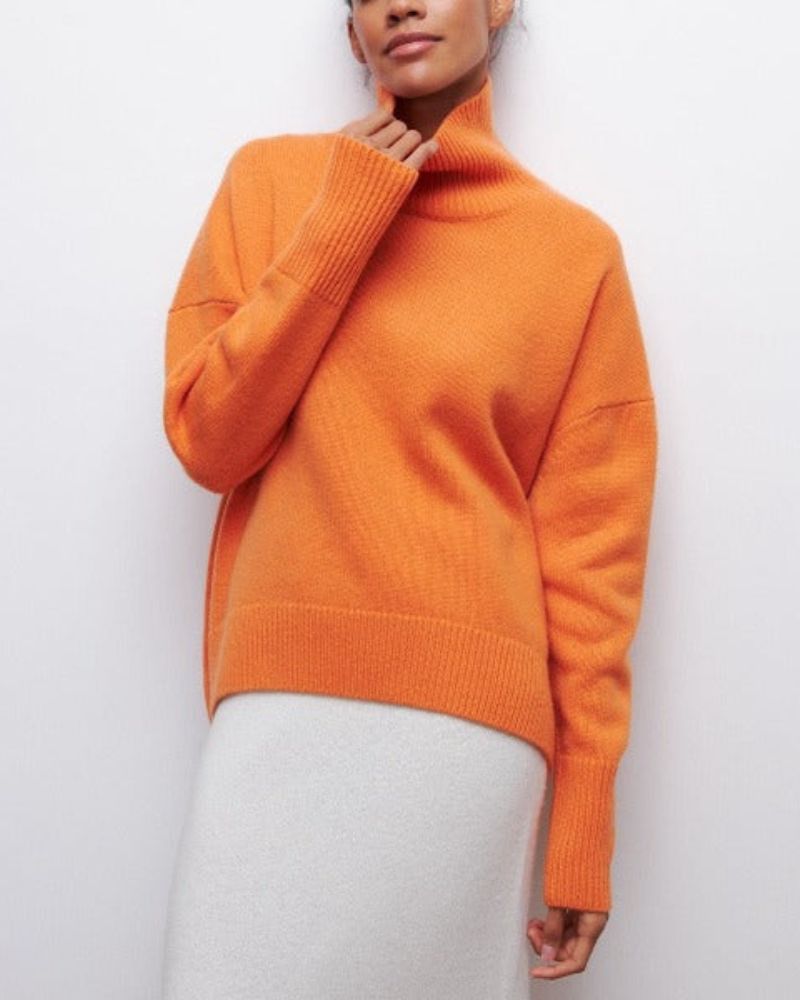 Arvae™ Evy | Elegant Turtleneck