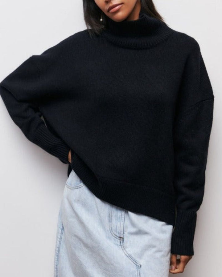 Arvae™ Evy | Elegant Turtleneck
